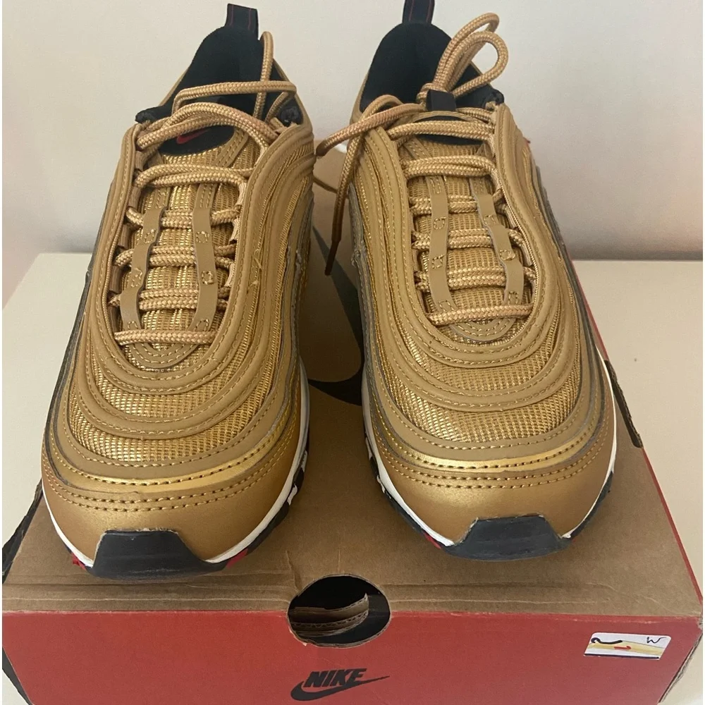 Nike line whether